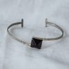 Pulsera cabujon de azabache tipo calvo
